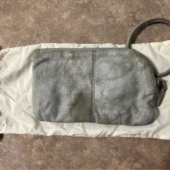 HOBO Tan and Gray Zippered Clutch - Picture 2 of 6